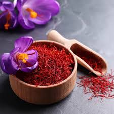 saffron threads and powder, premium ayurvedic ingredient for skin brightening